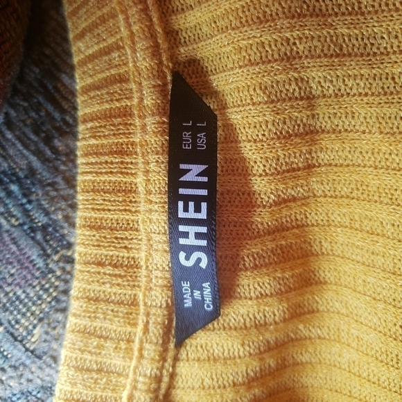 𝅺SHEIN Short Cut Shirt yellow size large - Picture 5 of 7